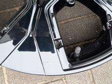 Laden Sie das Bild in den Galerie-Viewer, 1x Alufelge 18 Zoll 6.5" 4x108 26ET Glanz Schwarz 9861555180 Citroën I Rim Wheel FEL7624746018te