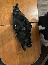 Laden Sie das Bild in den Galerie-Viewer, Frontscheinwerfer Seat Toledo IV 90037322 LED Rechts Scheinwerfer Headlight