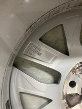 Laden Sie das Bild in den Galerie-Viewer, 1x Alufelge 17 Zoll 7.0&quot; 5x112 46ET 5E3601025E Skoda Octavia Iv Rim Wheel