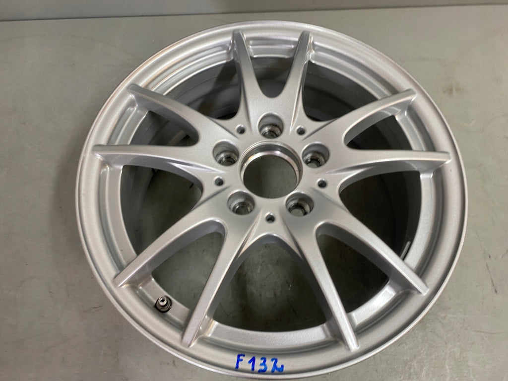 1x Alufelge 16 Zoll 6.5" 5x112 49ET Glanz Silber A2464011302 Mercedes-Benz W246 FEL2435686657sh