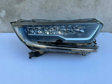 Laden Sie das Bild in den Galerie-Viewer, Frontscheinwerfer Honda Crv V W3912 Rechts Scheinwerfer Headlight SCH3601168662pb
