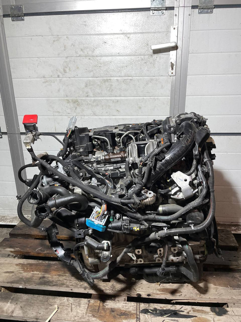 Motor Peugeot 208 II YH01 10Q3EC 1.5 HDI Diesel Engine Komplett