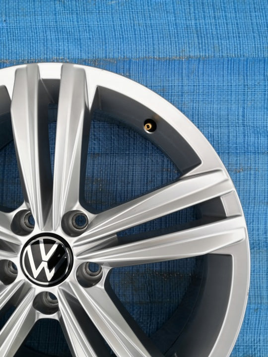 1x Alufelge 18 Zoll 7.0" 5x112 43ET 5NA601025N Mg Tiguan Rim Wheel FEL1872928371hc