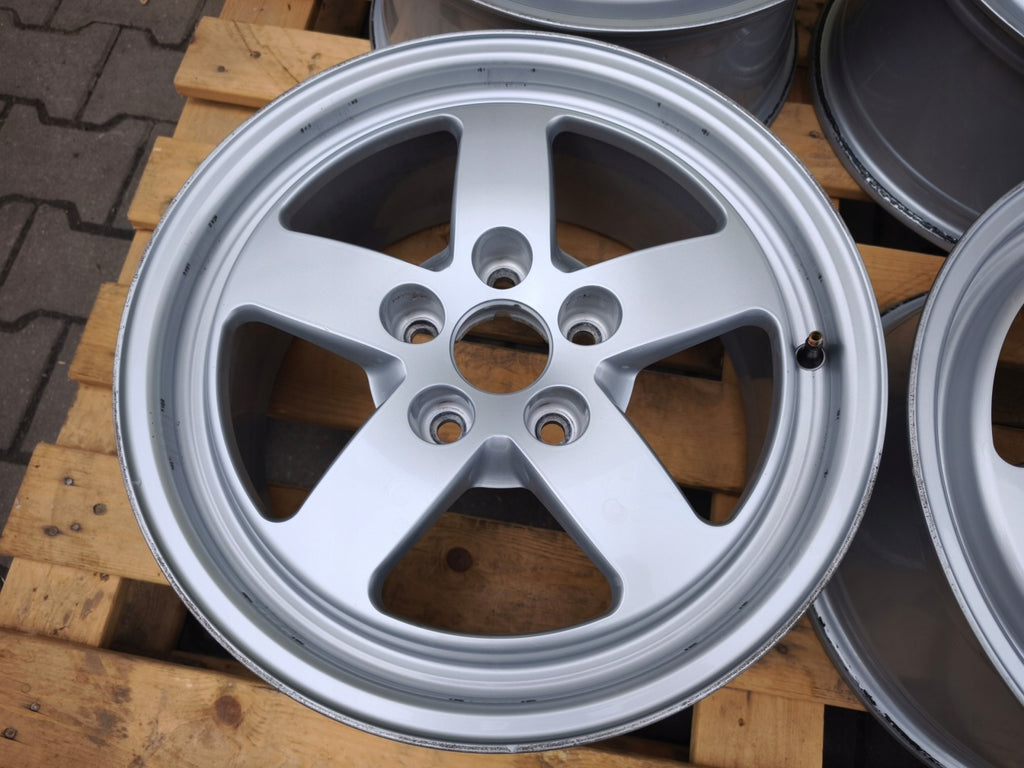 4x Alufelge 16 Zoll 7.0" 5x112 35ET Glanz Silber 8W0601025 Audi C6 A4 B9 FEL3003900465wy