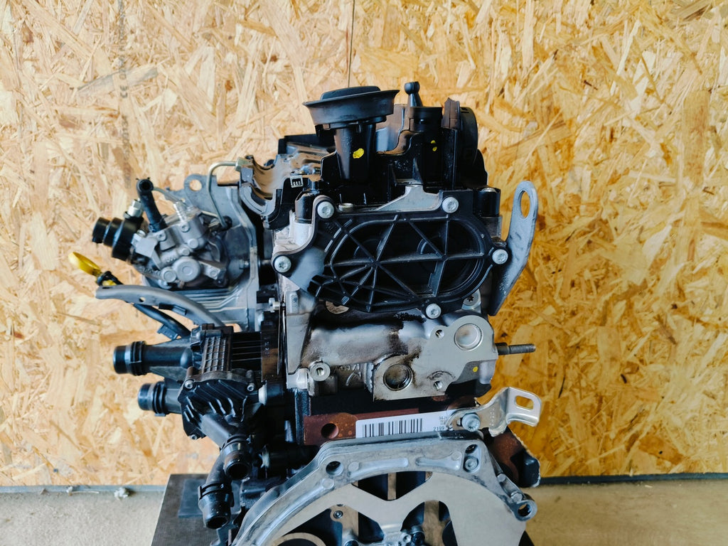 Motor VW Passat Variant DXP 2.0 TDI 110kW 7TKm 2024 Diesel Engine Unkomplett