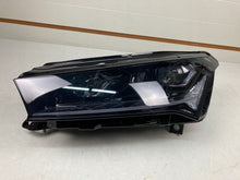 Laden Sie das Bild in den Galerie-Viewer, Frontscheinwerfer Skoda Enyaq 5LB941015 LED Links Scheinwerfer Headlight