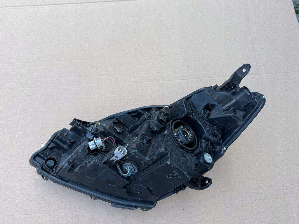 Frontscheinwerfer Toyota Yaris Rechts Scheinwerfer Headlight