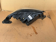 Laden Sie das Bild in den Galerie-Viewer, Frontscheinwerfer Opel Corsa F 9829522780 LED Links Scheinwerfer Headlight SCH6859200846ri