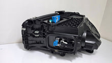 Laden Sie das Bild in den Galerie-Viewer, Frontscheinwerfer Mercedes-Benz W206 A2069066903 Links Scheinwerfer Headlight SCH1977277138br