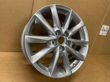 Laden Sie das Bild in den Galerie-Viewer, 1x Alufelge 18 Zoll 7.0&quot; 5x114.3 50ET 9965337080A Mazda Iii Rim Wheel