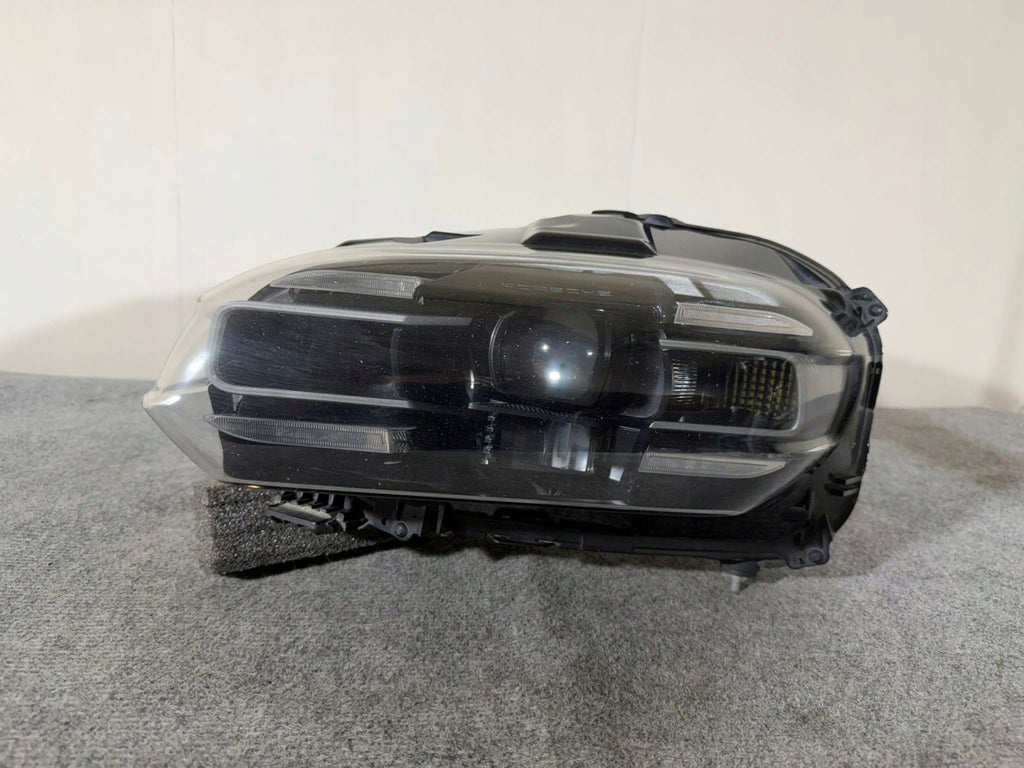 Frontscheinwerfer Porsche Taycan 9J1941031G LED Links Scheinwerfer Headlight SCH8697979788ly