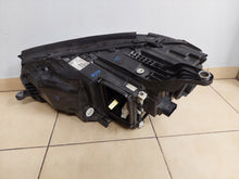 Load image into Gallery viewer, Frontscheinwerfer Mercedes-Benz Gle A1679068607 LED Rechts oder Links