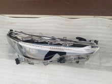 Load image into Gallery viewer, Frontscheinwerfer Toyota Corolla 81110-16840 LED Rechts Scheinwerfer Headlight SCH1652000884be