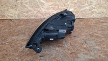 Laden Sie das Bild in den Galerie-Viewer, Frontscheinwerfer Audi A1 82A941034D 90106083 Rechts Scheinwerfer Headlight SCH6626448122ok