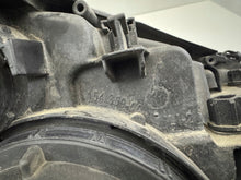 Laden Sie das Bild in den Galerie-Viewer, Frontscheinwerfer Mercedes-Benz W211 154359-00 Links Scheinwerfer Headlight SCH7599599759mc