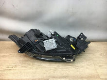 Laden Sie das Bild in den Galerie-Viewer, Frontscheinwerfer Mitsubishi Outlander III 8301D3-31 ECM921-22E10 LED Links