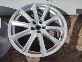 1x Alufelge 19 Zoll 9.0