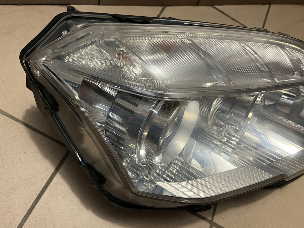 Frontscheinwerfer Mercedes-Benz W204 A2048207559 Xenon Rechts Headlight