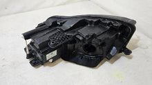 Laden Sie das Bild in den Galerie-Viewer, Frontscheinwerfer VW Touareg 761941036A Rechts Scheinwerfer Headlight