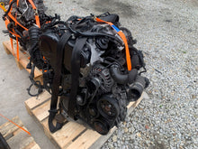 Laden Sie das Bild in den Galerie-Viewer, Motor Audi CAGB CAGA CAGC 2.0 TDI 139TKm Diesel Engine Komplett