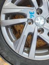 Load image into Gallery viewer, 1x Alufelge 16 Zoll 6.5" 4x108 38ET 9825165280 Peugeot Rim Wheel FEL3742330604tj