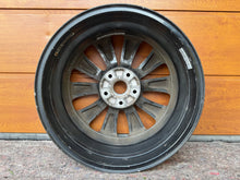 Load image into Gallery viewer, 1x Alufelge 17 Zoll 7.5&quot; 5x114.3 52 5ET 52910-D4250 Kia Optima Rim Wheel