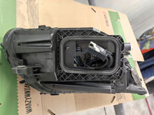Laden Sie das Bild in den Galerie-Viewer, Frontscheinwerfer Mercedes-Benz W205 2059067905 LED Links Scheinwerfer Headlight SCH3728982050jm