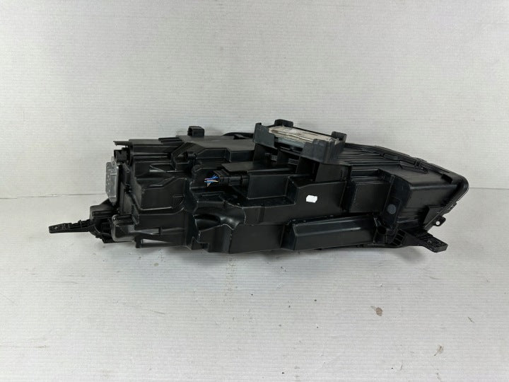 Frontscheinwerfer Ford Kuga LV4B-13E017-AP LV4B-13E016-AP Ein Satz Headlight SCH8693153947lw