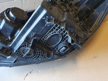 Load image into Gallery viewer, Frontscheinwerfer Kia Sorento III 92102-C5000 Rechts Scheinwerfer Headlight SCH3110398051gs