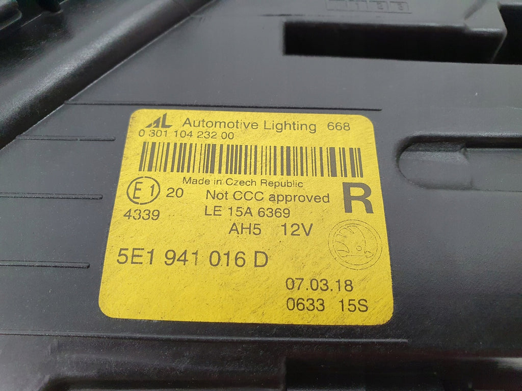 Frontscheinwerfer Skoda Octavia III 5E1941016D Full LED Rechts Headlight SCH9625583970ji