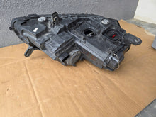 Load image into Gallery viewer, Frontscheinwerfer VW Passat B7 3AB941751 Xenon Ein Stück (Rechts oder Links) SCH5587252545nx