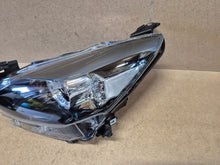 Laden Sie das Bild in den Galerie-Viewer, Frontscheinwerfer Mazda 2 Dj LED Links Scheinwerfer Headlight