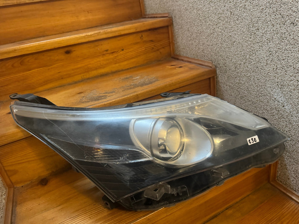 Frontscheinwerfer Toyota Avensis 65323298 Rechts Scheinwerfer Headlight SCH3101490112hy