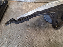 Laden Sie das Bild in den Galerie-Viewer, Frontscheinwerfer Ford Fiesta LED Links Scheinwerfer Headlight SCH5583633649ef