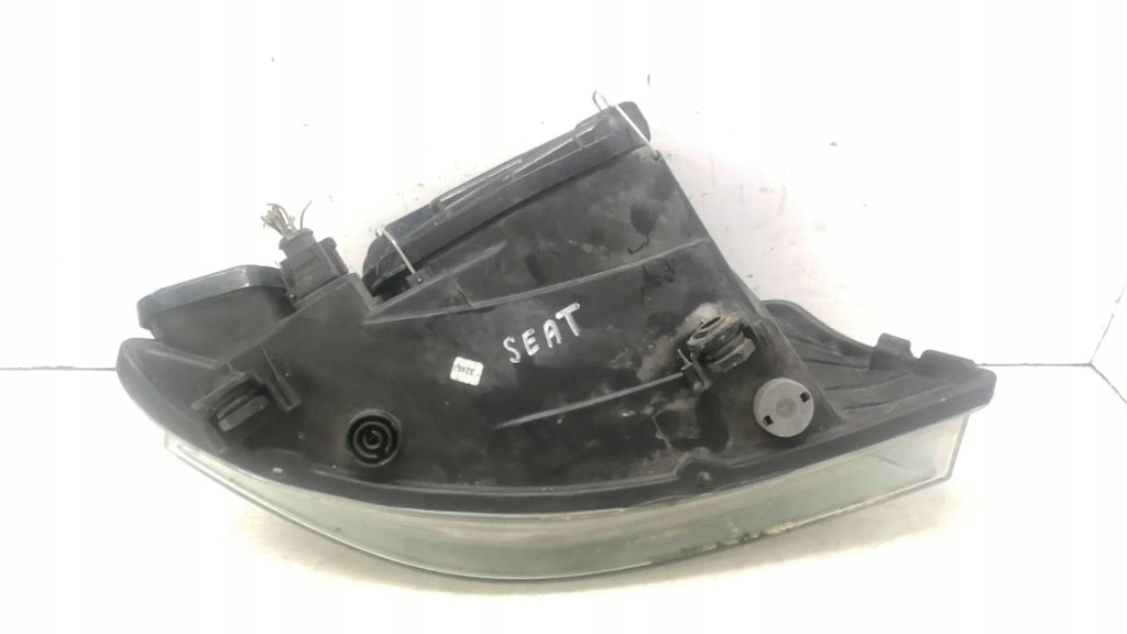 Frontscheinwerfer Seat I Ibiza III 6L1941005A Links Scheinwerfer Headlight SCH7161899758ib