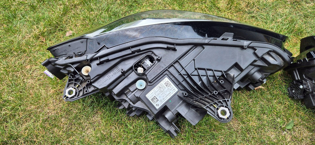 Frontscheinwerfer BMW 2 Active Tourer U06 5A42247-08 LED Ein Satz Headlight SCH3029787786si