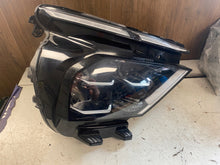 Laden Sie das Bild in den Galerie-Viewer, Frontscheinwerfer Citroën C4 III 9830649280 Full LED Rechts Headlight