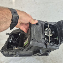 Laden Sie das Bild in den Galerie-Viewer, Frontscheinwerfer Audi Q5 8R0941004AJ Xenon Rechts Scheinwerfer Headlight SCH2639813735ha