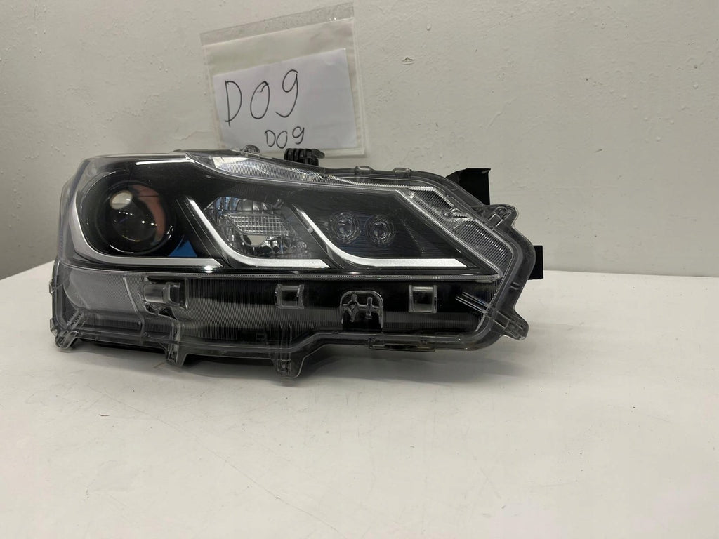 Frontscheinwerfer Toyota Corolla 81110-02T31-00 LED Rechts Headlight SCH5040928042sa