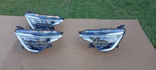 Laden Sie das Bild in den Galerie-Viewer, Frontscheinwerfer Renault Arkana 260107780R Rechts Scheinwerfer Headlight