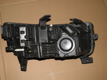 Laden Sie das Bild in den Galerie-Viewer, Frontscheinwerfer Dacia Duster 260603515R Links Scheinwerfer Headlight SCH7316671511is
