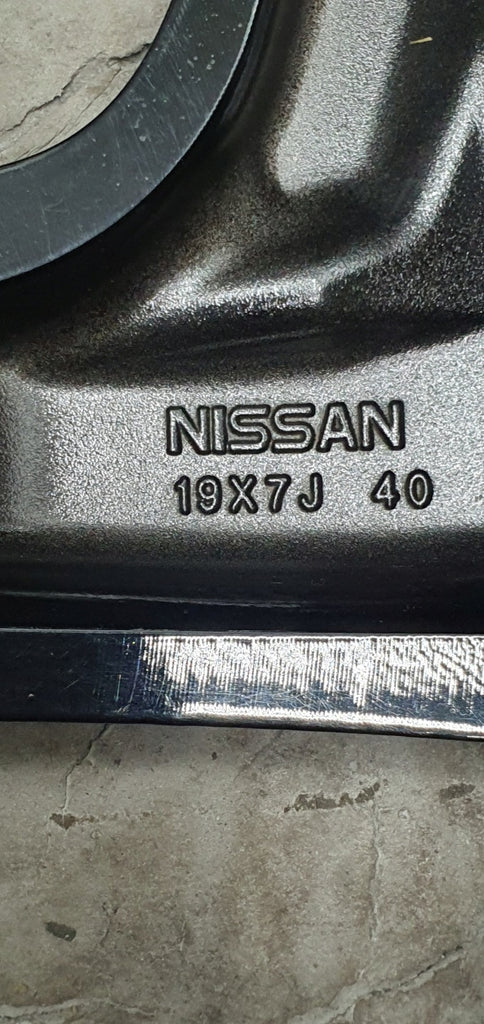 1x Alufelge 19 Zoll 7.0" 5x114.3 40ET N88901 Nissan X-Trail I Rim Wheel FEL6993020408ya