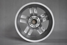Laden Sie das Bild in den Galerie-Viewer, 4x Alufelge 17 Zoll 7.5" 5x112 38ET Glanz Silber 8W0601025E Audi A4 B9 Rim Wheel FEL5874051537im