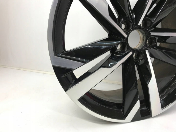 1x Alufelge 18 Zoll 5x100 657601025AM Skoda Scala Rim Wheel FEL4718132037cs