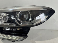 Laden Sie das Bild in den Galerie-Viewer, Frontscheinwerfer Renault Megane 260102555R Rechts Scheinwerfer Headlight SCH7346092259go