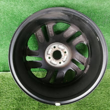 Load image into Gallery viewer, 1x Alufelge 17 Zoll 6.5" 4x100 40ET 403008829R Renault Clio IV Captur I FEL9908107082my