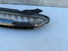 Load image into Gallery viewer, Frontscheinwerfer Hyundai Kona 92208-J9600 Rechts Scheinwerfer Headlight SCH1530362572na