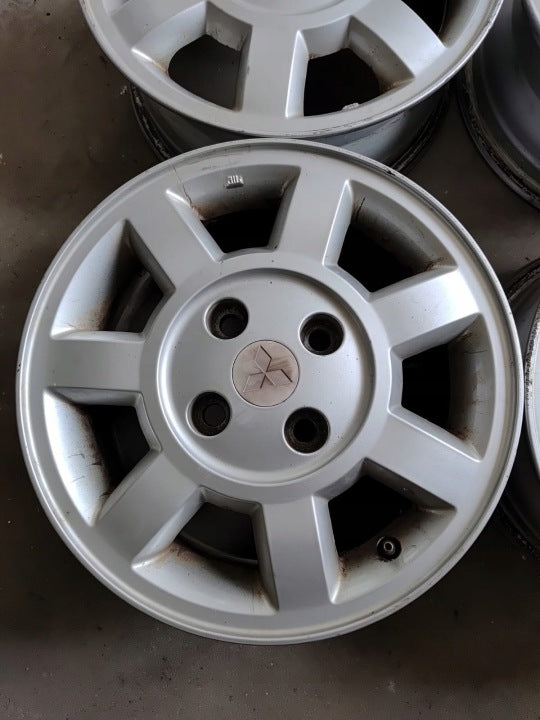 4x Alufelge 15 Zoll 6.0" 4x114.3 46ET Mitsubishi Carisma Rim Wheel FEL9705083774bm