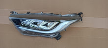 Laden Sie das Bild in den Galerie-Viewer, Frontscheinwerfer Toyota 4 Yaris K0-8EU Full LED Links Scheinwerfer Headlight