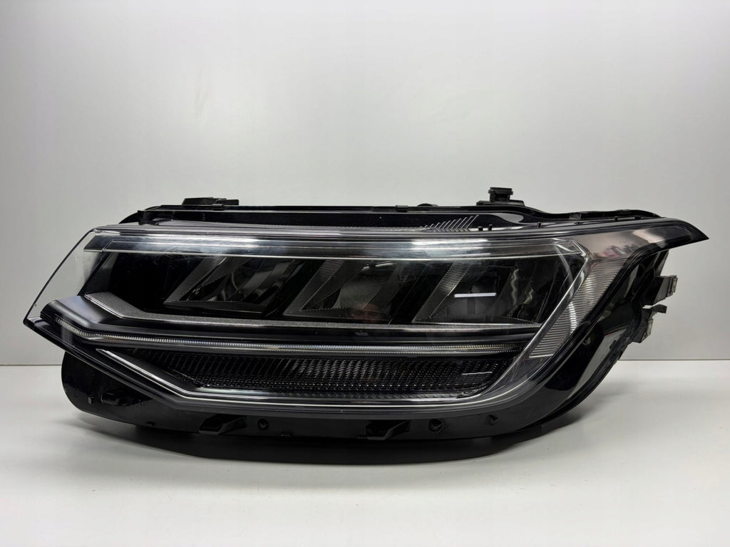 Frontscheinwerfer VW Tiguan 5NB941035C Links Scheinwerfer Headlight SCH2286837651jc